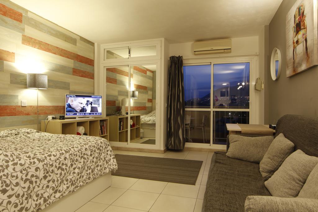 Anna & Pierre-Noel Apartment. Бенальмадена Экстерьер фото