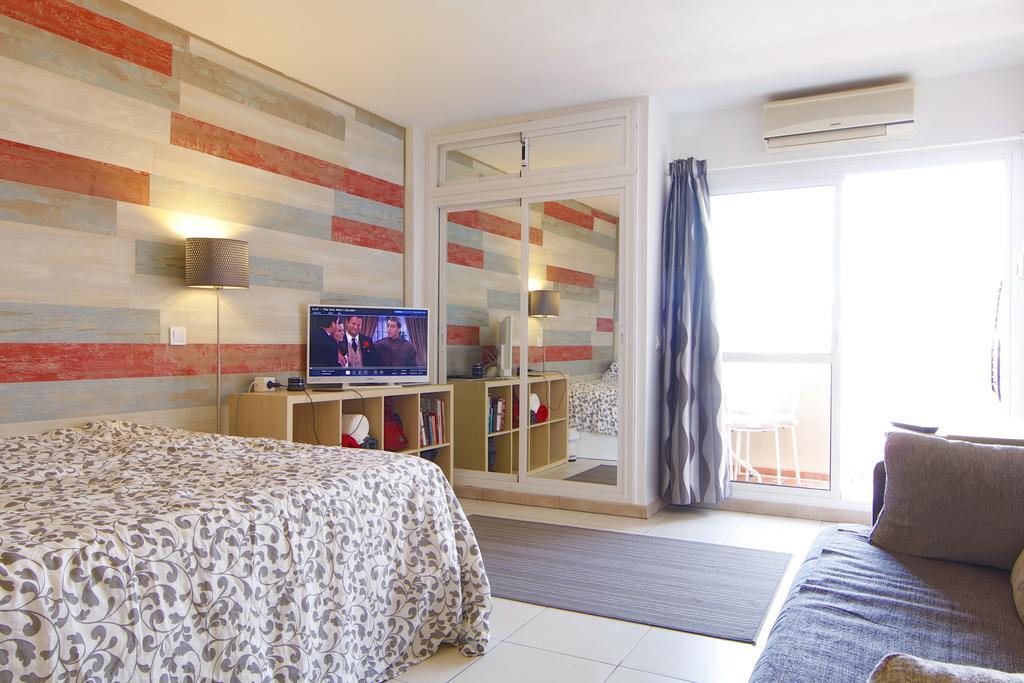 Anna & Pierre-Noel Apartment. Бенальмадена Экстерьер фото
